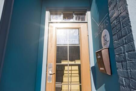 Hip Urban Loft - Small Town Charm - 124 Lofts #1 West Dundee Экстерьер фото